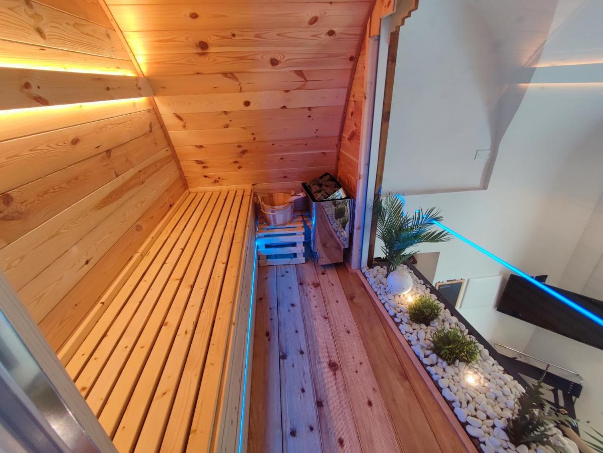 Holiday home Gray Con Sauna *